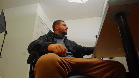 JoshKnight online show from October 2025 04:53:02 AM