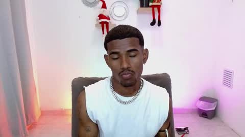 Snapshot of josua_smith chatting on November 2025 11:48:02 PM Josua online show from November 2025 11:48:02 PM