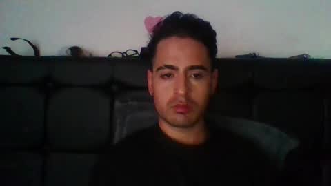 josux8 online show from November 2025 06:52:01 PM