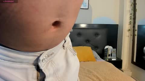 Snapshot of jota_stevensxx chatting on November 2025 11:32:01 AM Jota Stivens online show from November 2025 11:32:01 AM