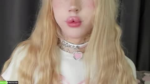 Snapshot of joybarker chatting on May 2026 08:53:01 AM Joy Barker online show from May 2026 08:53:01 AM