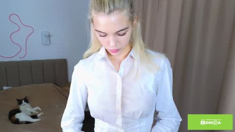 Snapshot of joybunny chatting on December 2024 09:04:01 AM joybunny online show from December 2024 09:04:01 AM