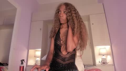 joyceblake online show from February 2026 08:25:01 PM