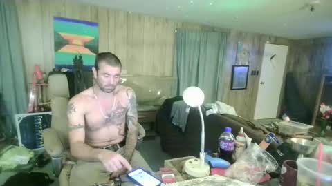 jrizzle1111 online show from February 2026 07:18:02 AM