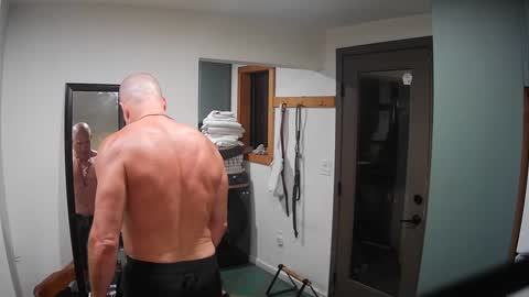 jroge21 online show from February 2025 04:07:01 AM