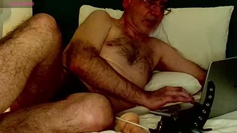 Snapshot of jtm586 chatting on February 2025 02:40:02 AM Tommy586 online show from February 2025 02:40:02 AM