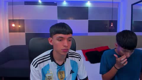 JuanSteven online show from February 2025 04:12:02 AM