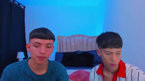 JuanSteven online show from October 2025 04:33:01 AM