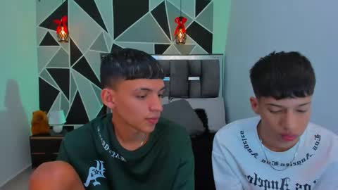 JuanSteven online show from March 2026 04:08:01 AM