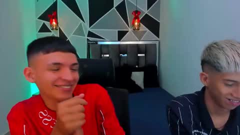 Snapshot of juan_nd_steven chatting on April 2026 02:13:01 AM JuanSteven online show from April 2026 02:13:01 AM