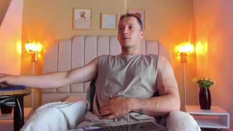 Snapshot of juan_prior chatting on October 2025 12:50:02 PM JUAN online show from October 2025 12:50:02 PM