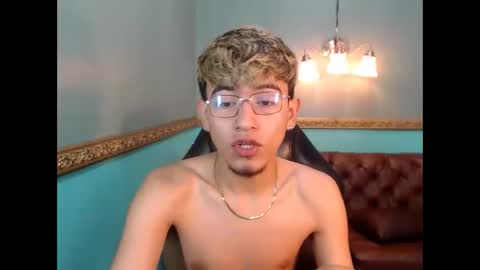 juan_saul1 online show from June 2026 10:28:02 AM