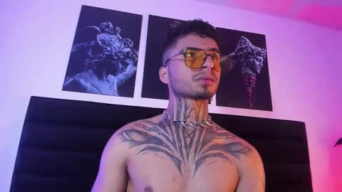 juancamilo66_ online show from September 2025 03:11:02 AM