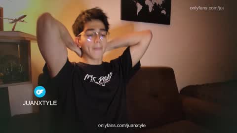 . online show from November 2025 12:03:02 AM