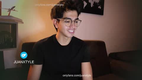 . online show from December 2025 07:08:02 PM