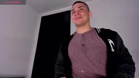 Juan David online show from February 2025 02:24:01 PM