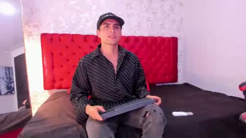 Snapshot of juanga_briel chatting on June 2026 12:48:01 PM JUAN GABRIEL online show from June 2026 12:48:01 PM