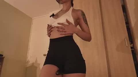Snapshot of juanilla99 chatting on October 2025 04:40:01 AM juanilla99 online show from October 2025 04:40:01 AM