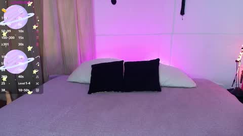 Snapshot of juanitablue chatting on November 2025 03:45:02 PM Blue online show from November 2025 03:45:02 PM