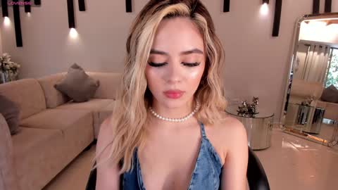 Juanita Clay online show from January 2025 12:31:01 PM