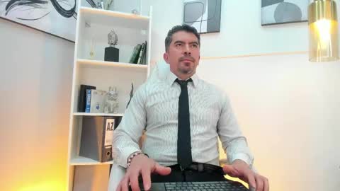Snapshot of juank_fit45 chatting on May 2026 03:46:01 AM Juan k online show from May 2026 03:46:01 AM