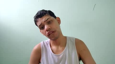 juansuarez204 online show from February 2025 07:07:01 PM