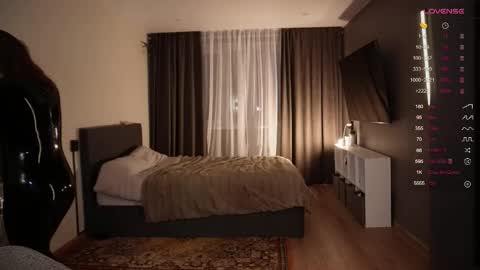 Juelz  online show from November 2025 09:32:01 PM