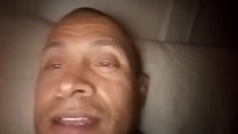 Carlos online show from December 2024 04:11:01 AM