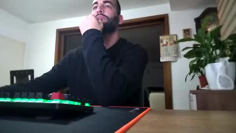 Snapshot of juicecuple chatting on December 2024 06:49:01 PM CoupleJuice online show from December 2024 06:49:01 PM