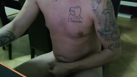 Snapshot of juicecuple chatting on January 2025 10:41:02 PM CoupleJuice online show from January 2025 10:41:02 PM