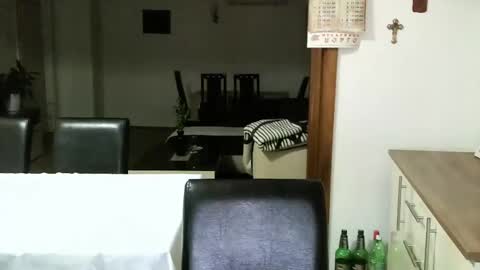 Snapshot of juicecuple chatting on January 2025 04:17:01 AM CoupleJuice online show from January 2025 04:17:01 AM