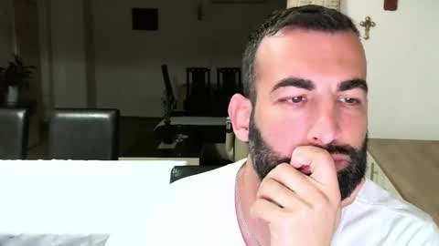 Snapshot of juicecuple chatting on January 2025 05:05:01 AM CoupleJuice online show from January 2025 05:05:01 AM