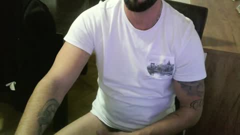 Snapshot of juicecuple chatting on February 2025 02:34:02 PM CoupleJuice online show from February 2025 02:34:02 PM