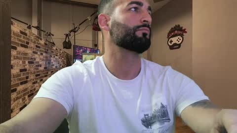 Snapshot of juicecuple chatting on February 2025 05:35:01 PM CoupleJuice online show from February 2025 05:35:01 PM