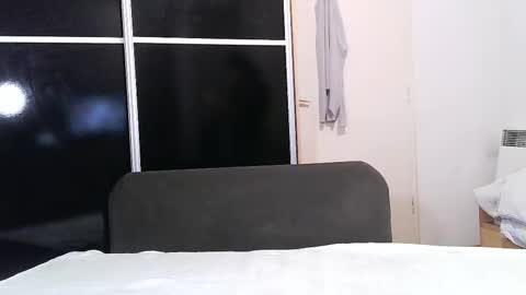 Snapshot of juicecuple chatting on February 2025 05:59:01 PM CoupleJuice online show from February 2025 05:59:01 PM