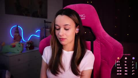 Angelina online show from February 2025 08:25:01 PM