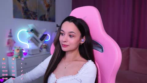 Angelina online show from October 2025 11:18:01 AM