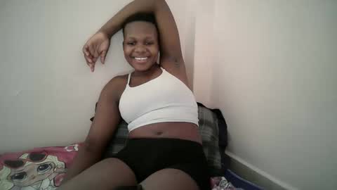 juicy_bella2 online show from September 2025 10:31:02 AM