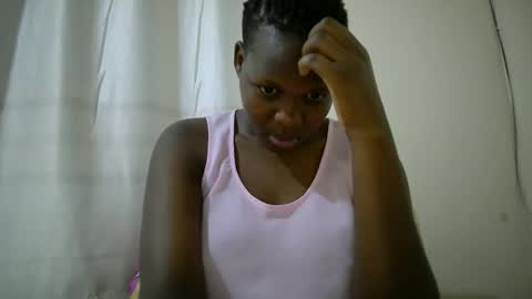 juicy_bella2 online show from October 2025 08:43:02 PM
