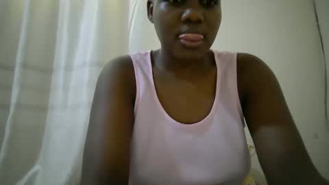 juicy_bella2 online show from October 2025 09:56:02 AM