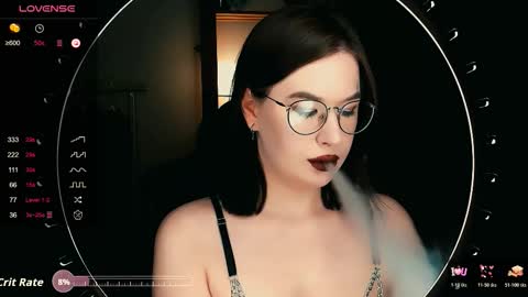 Snapshot of juicy_burrito chatting on November 2025 09:26:02 PM Bella online show from November 2025 09:26:02 PM