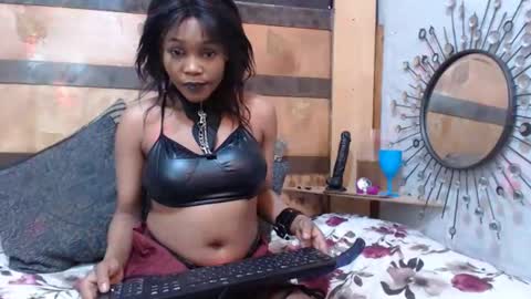 juicycandyxx online show from October 2025 06:19:02 PM