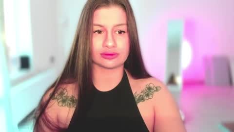 Snapshot of juicyhelenx chatting on June 2026 02:38:01 PM Elena online show from June 2026 02:38:01 PM