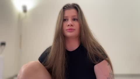 Snapshot of juicyhelenx chatting on July 2026 01:36:01 PM Elena online show from July 2026 01:36:01 PM