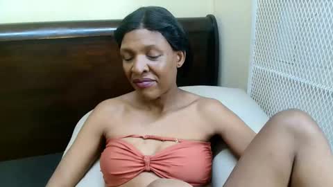 Snapshot of juicykayxxx chatting on September 2025 06:19:01 PM Miss Kay online show from September 2025 06:19:01 PM