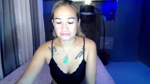 Snapshot of juicyliciousgirl chatting on April 2026 06:49:02 PM Den online show from April 2026 06:49:02 PM