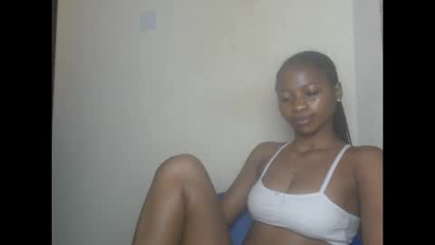 Snapshot of juicypiexx chatting on January 2025 05:18:02 AM juicypiexx online show from January 2025 05:18:02 AM