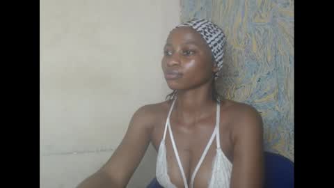 Snapshot of juicypiexx chatting on February 2025 05:15:01 AM juicypiexx online show from February 2025 05:15:01 AM