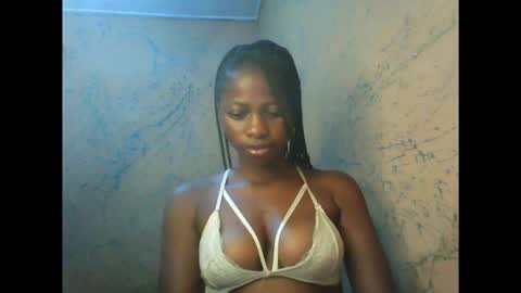 Snapshot of juicypiexx chatting on October 2025 06:57:01 AM juicypiexx online show from October 2025 06:57:01 AM