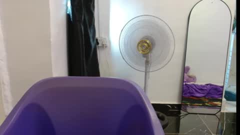 juicyxpink online show from February 2026 08:24:02 AM